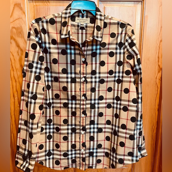 NWOT BURBERRY LONG SLEEVE BUTTON UP TOP - Picture 3 of 6